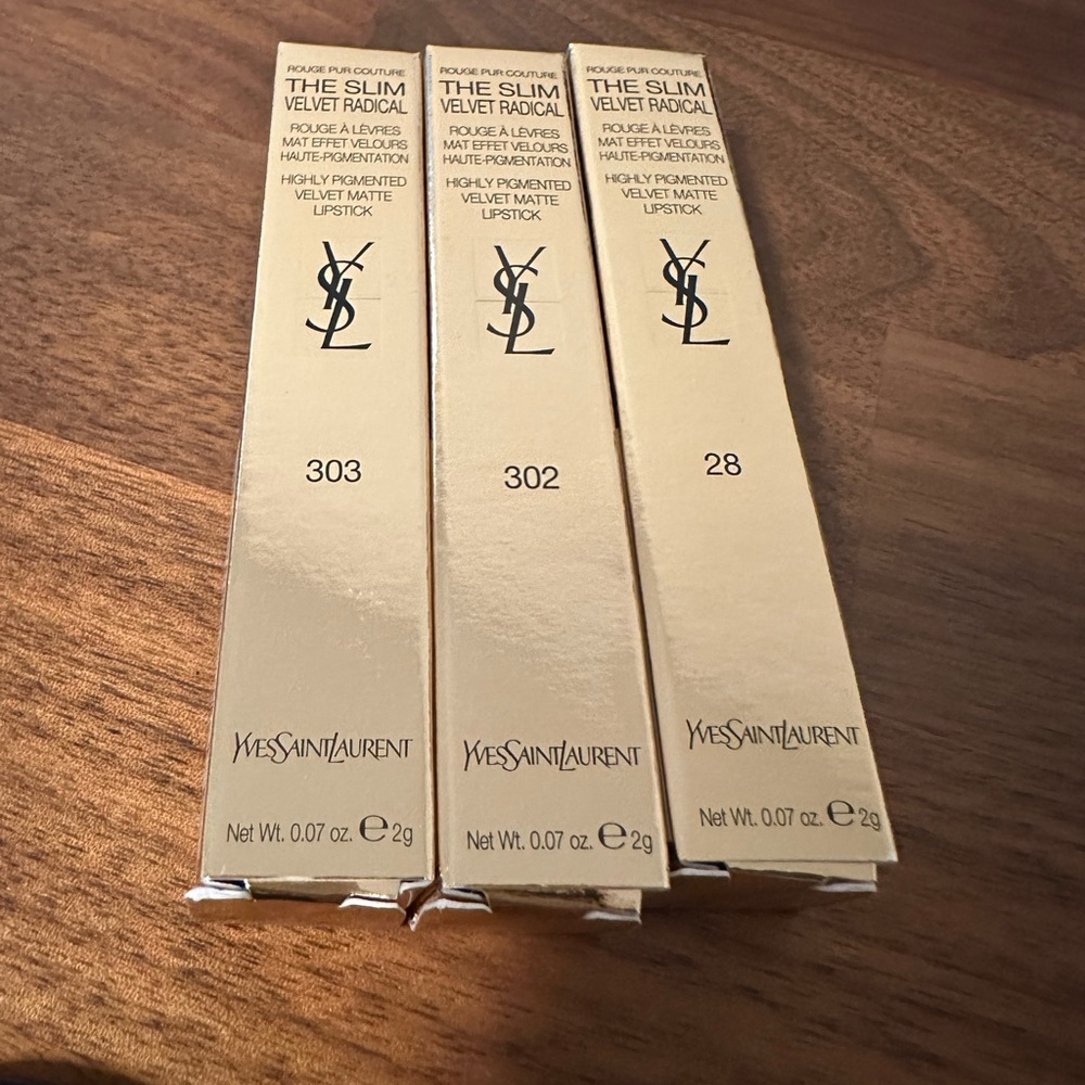 Trio(3 lipsticks) Yves Saint Laurent The Slim Velvet Radical Matte Lipstick